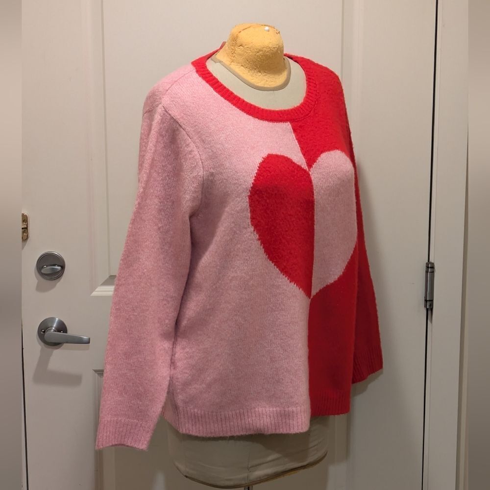 NWT Cupcakes and Cashmere 2X Red and Pink Statement Heart Knit Sweater - Picture 3 of 8